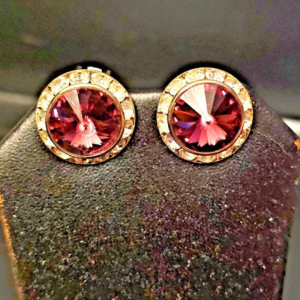 Vintage Purple Faceted Glass Crystal Silver Tone Starburst Clip On Earrings